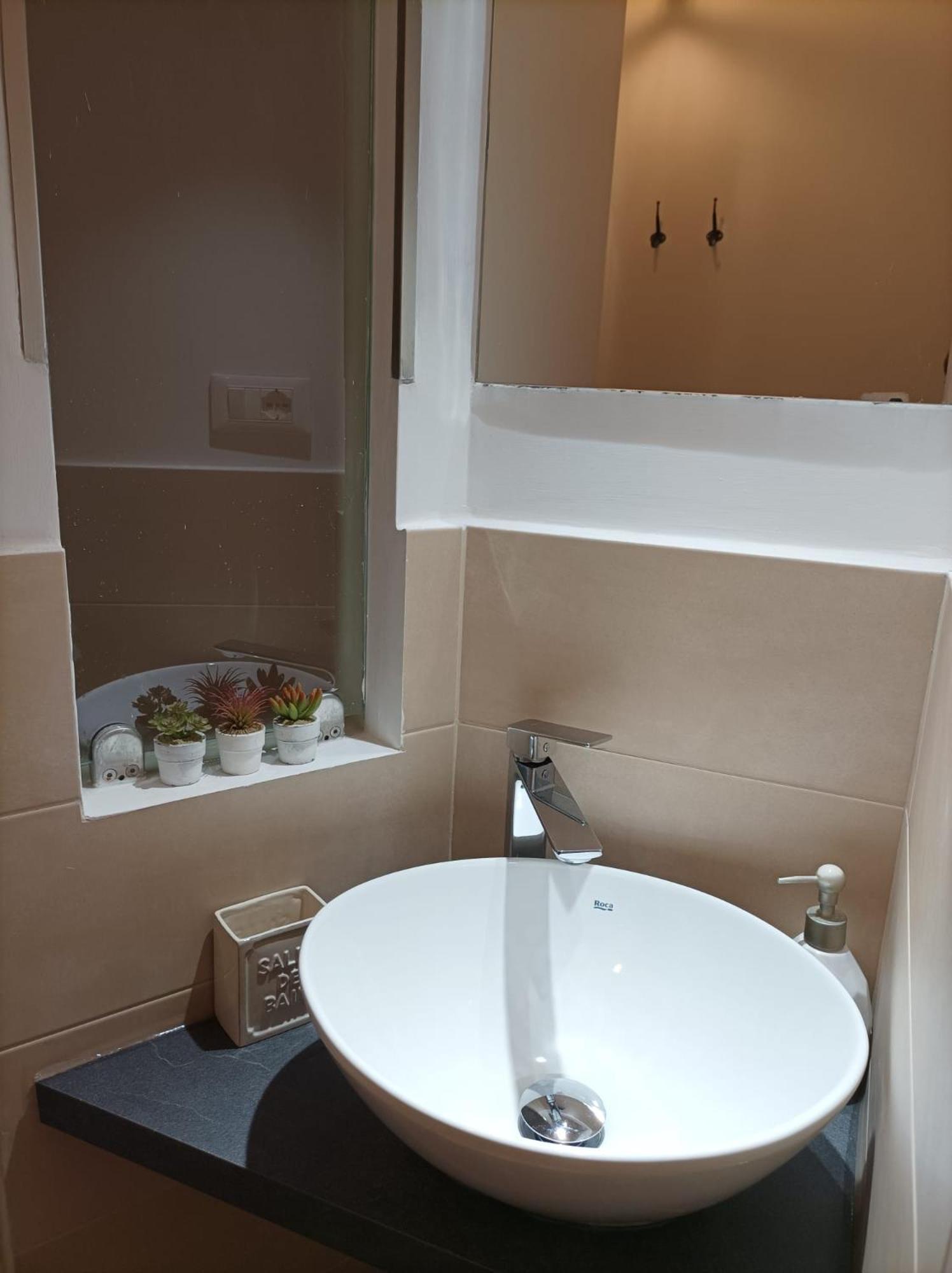 St Peter Suites Boutique Music Guesthouse Рим Экстерьер фото